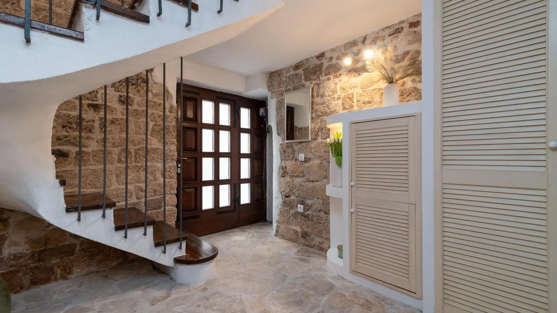 Manero Villa Trogir Holiday home
